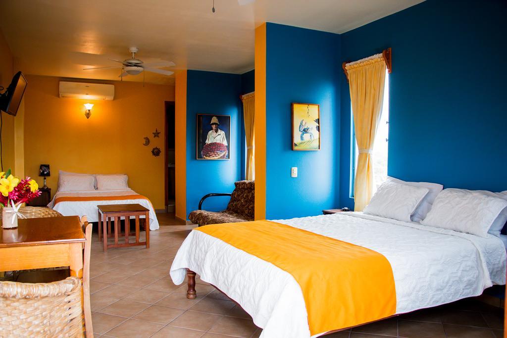 Hotel Maya Vista Tela Eksteriør billede